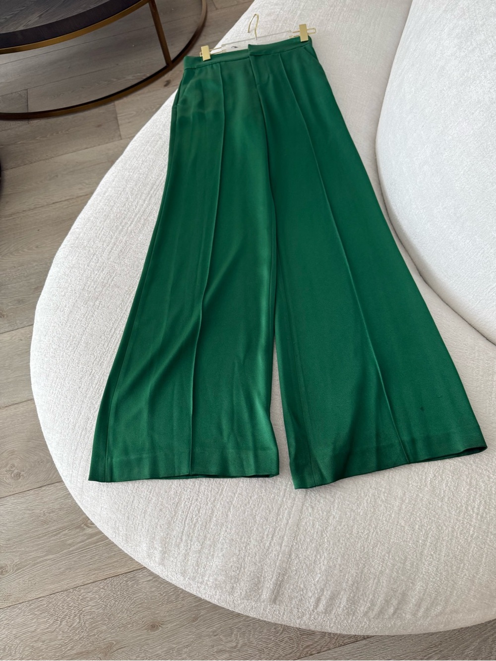 ALICE AND OLIVIA Elegant Green Wide-Leg Dress Pants - Picture 4 of 17